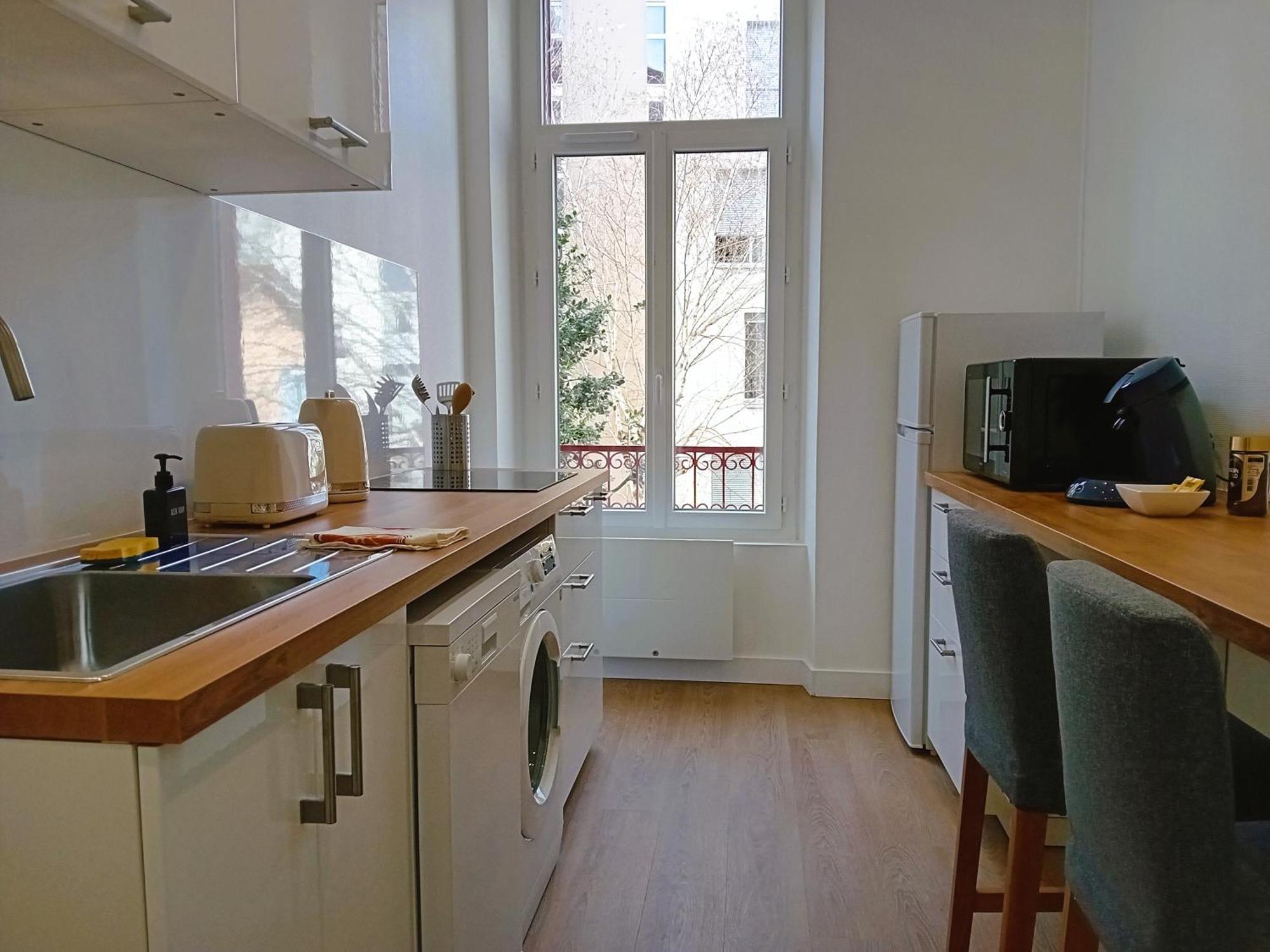 101 - Appart Renove Avec 1 Chambre Spacieuse - Tram Et Clinique Mutualiste A 1 Min Grenoble Buitenkant foto