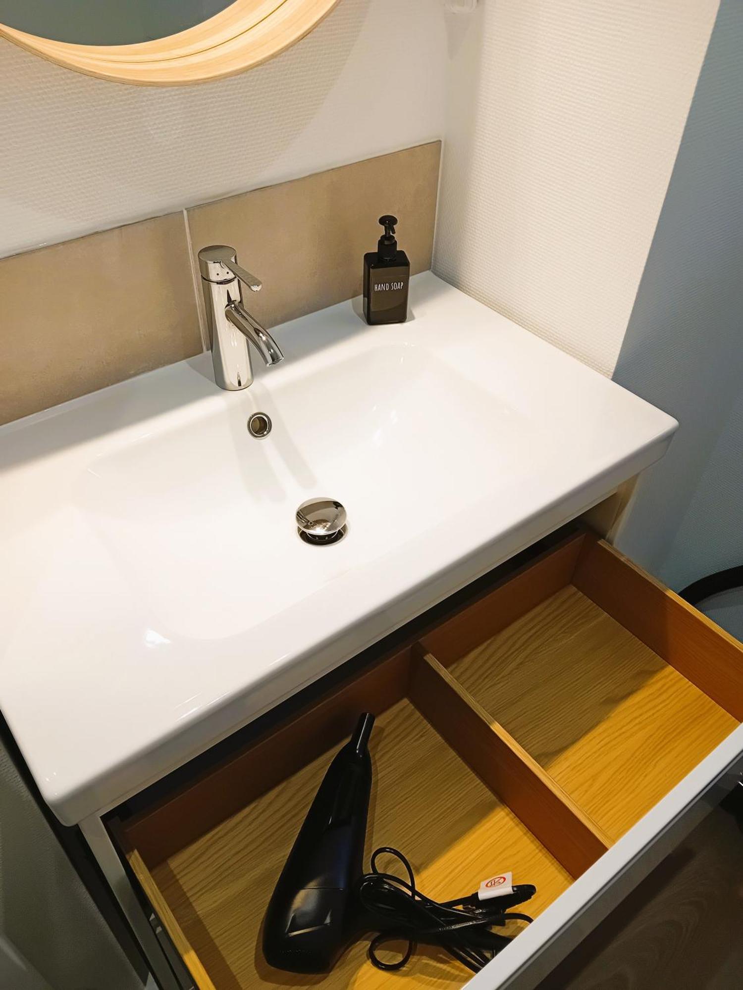 101 - Appart Renove Avec 1 Chambre Spacieuse - Tram Et Clinique Mutualiste A 1 Min Grenoble Kamer foto